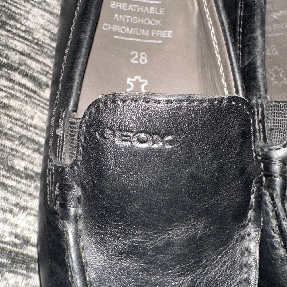 Geox Boys New Fast Loafers  Black Slip-On Size EU Boys 28 Italian Patent